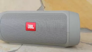 JBL Charge 2+ - Bass test