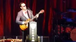 Joe Bonamassa - I Got Trouble - Fantastic Solo A Must See - Paramount Theater - 5/16/2015