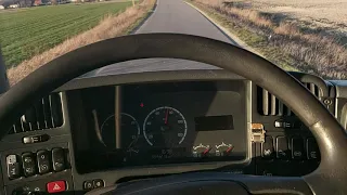 SCANIA R500 V8 open pipe acceleration sound