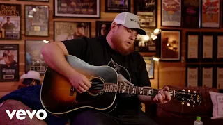 Luke Combs - When It Rains It Pours (Live Acoustic)