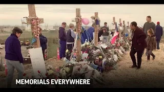 Columbine: Memorials Everywhere