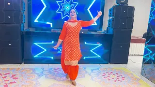 Dance on Bhabho Kehndi E | Surinder Kaur | Performance at marriage function