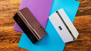 Microsoft Surface Duo в сравнении с Samsung Galaxy Z Fold 2