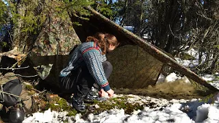 WINTER CAMPING in Perfect Spring Weather - Relaxing Bushcraft & Nature