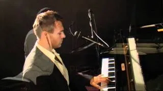 Lukas Cermak - piano and singing