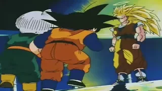 GOKU ACCONTENTA TRUNKS E GOTEN E SI TRASFORMA IN SUPER SAYAN 3