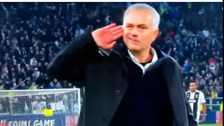 José Mourinho zittisce i tifosi della Juve