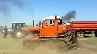 Дрифт советского трактора ДТ-75! Drift of the Soviet tractor DT-75!