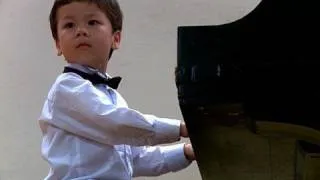 3-year Old Piano Prodigy Richard Hoffmann