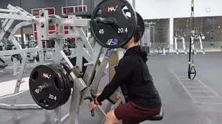 Iso-Lateral Low Row (Hammer Strength)