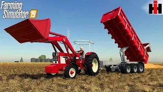 Farming Simulator 19 - CASE INTERNATIONAL 946 Tractor Loader Unloads Wheat