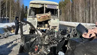 29.03.2024г - «Гранта влетела во встречный ПАЗ». Два человека погибли в жутком ДТП в Удмуртии.