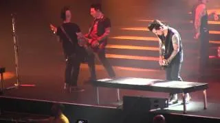 Avenged Sevenfold- "Almost Easy" (1080p HD) Live in Syracuse 5-15-14