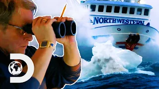 Sig Hansen Gets Trapped By Pack Ice! | Deadliest Catch