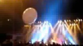 muse - plug in baby ( ending with giant balloons)