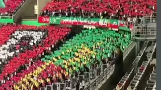 تيفو أنصار مولودية الجزائر بمناسبة الداربي 96 ضد اتحاد العاصمة😍❤❤️