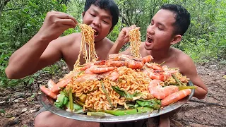 Yummy Hot Noodle w/ Sea Food Eating in Forest