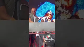 Black coffee live in London