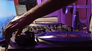 Best summer beach house mix set on traktor pro 2 DVS vinyl live at home June 18 2020