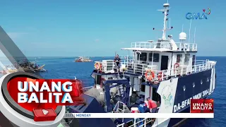 Floating barriers ng China, hadlang sa mga Pilipinong mangingisda sa Scarborough Shoal | UB