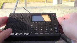 Grundig G5 Shortwave Radio In The Park