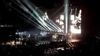 Nickelback - Animals/Woke Up This Morning - Live O2 - The Hits Tour - 24/11/2013