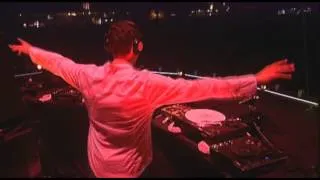 DJ Tiesto ft. Electrovoya - Effervesce (live in London) HD