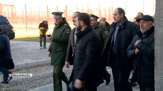 Глава Дагестана и заместитель министра обороны РФ осмотрели социальные объекты в Махачкале