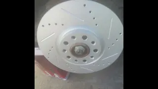 Chrysler 200 2016 2.4How to change rotors and brakes for front(DIY- Brakes and Rotors/front)