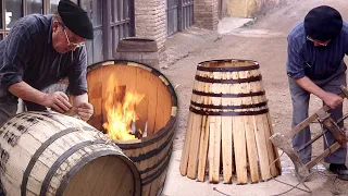 Handmade wooden BARREL to preserve wine. Manufactured by an expert cooper