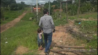 MÃE DE 5 FILHOS MORA SOZINHA EM UMA CASA HUMILDE, E PRECISA URGENTE FAZER SUA CASINHA.