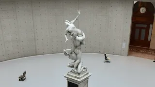 Timelapse de l'œuvre d'Urs Fischer