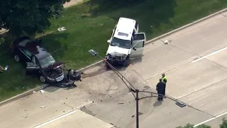 Police investigate fatal crash on Big Beaver Road in Troy