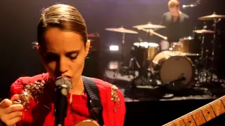 Anna Calvi - Wolf Like Me (Live - Somewhere Along The Line, Part Two)