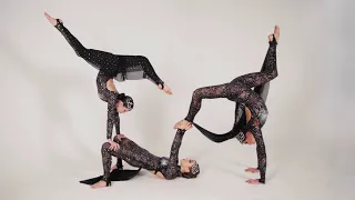 Acrobatic trio LUNA PROJECTS