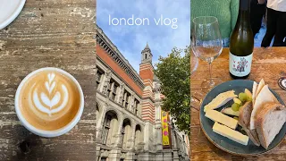영국 런던 브이로그🇬🇧 먹고 마시는 일상 기록 | V&A 빅토리아앤알버트뮤지엄 한류전시 K-WAVE 와인바 카페 베이커리 템즈강 야경 | 소소한 일상 브이로그