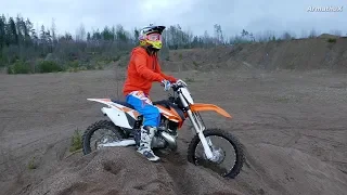 KTM SX250 2-Stroke | So much power (Raw Sounds)