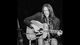 NEIL YOUNG DON'T LET IT BRING YOU DOWN LIVE AT MASSEY HALL 1971