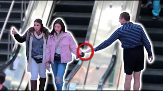 TOUCHING HANDS ON ESCALATOR (NERD EDITION!)