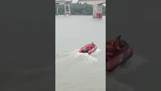 Cars plunge into water as ship hits bridge