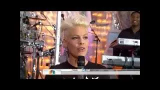 P!nk - Blow Me One Last Kiss (Live Today Show 2012)