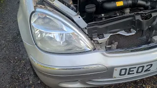 How To Change A Headlight / Indicator Bulb On A MK1 Mercedes A Class W168 1997-2004 😶