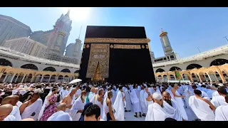 4K 360 View. Tawaf of Kaaba at Masjid al-Haram, Mecca