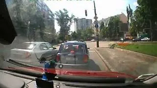 Ordinary driving in Kiev