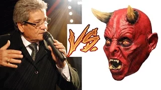 Carlos Annacondia ve la cara de Satanas el Diablo en persona!!
