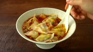 Easy Chinese-style Spicy Dumpling Soup with Vegetables :: How to make Bite-sizedDumplings