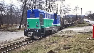 Following L45H-052 with an Empty Narrow Gauge Freight Train | January 5th, 2018