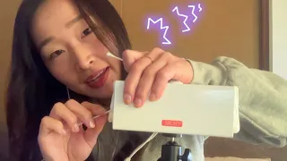 touching & cleaning your ears asmr❤︎👂~SR3D