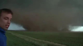 TORNADO INTERCEPT ARCHIVE: two of the first Dominator 1 tornado intercepts from 2009