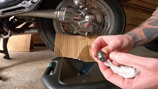 Shaft Final Drive Oil Change - Yamaha Virago 1100